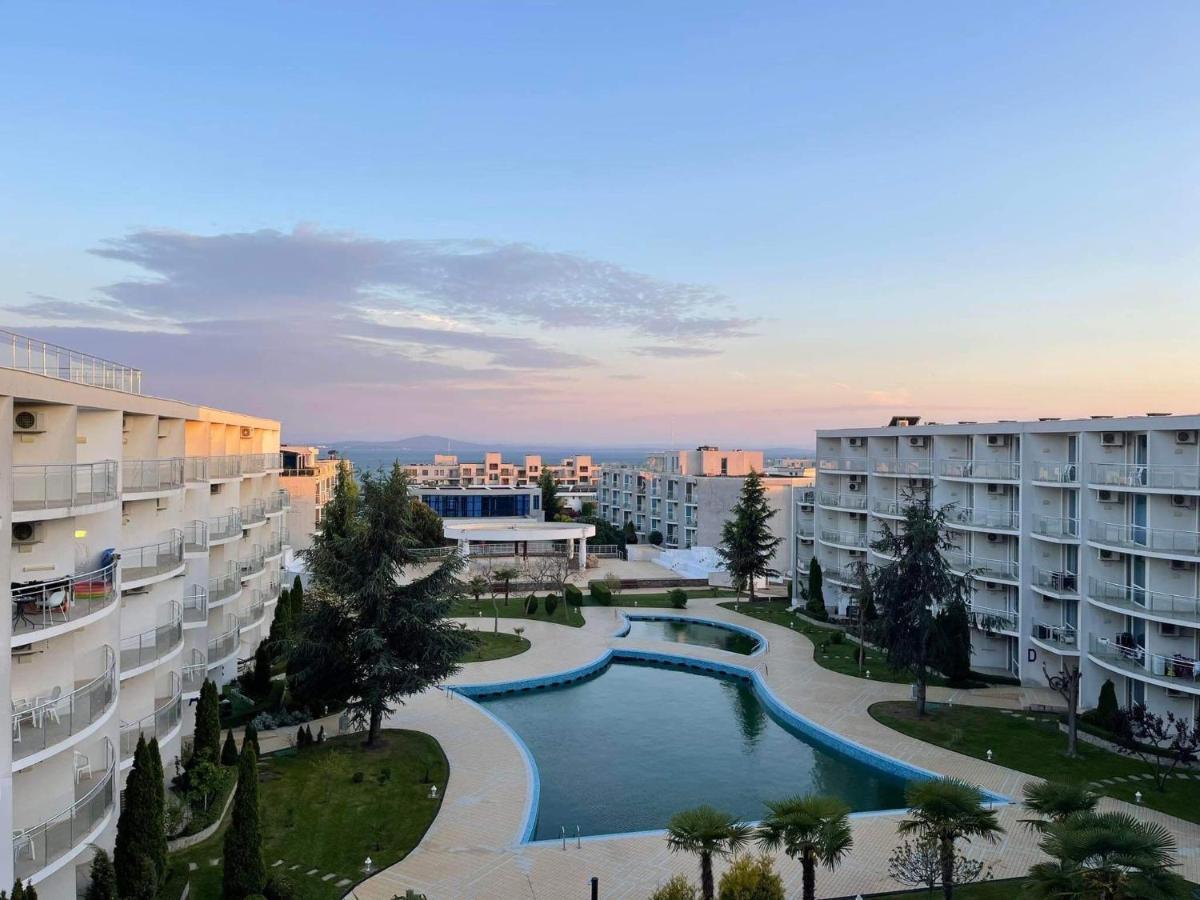Blue Horizon Sarafovo Apartment Бургас Екстериор снимка